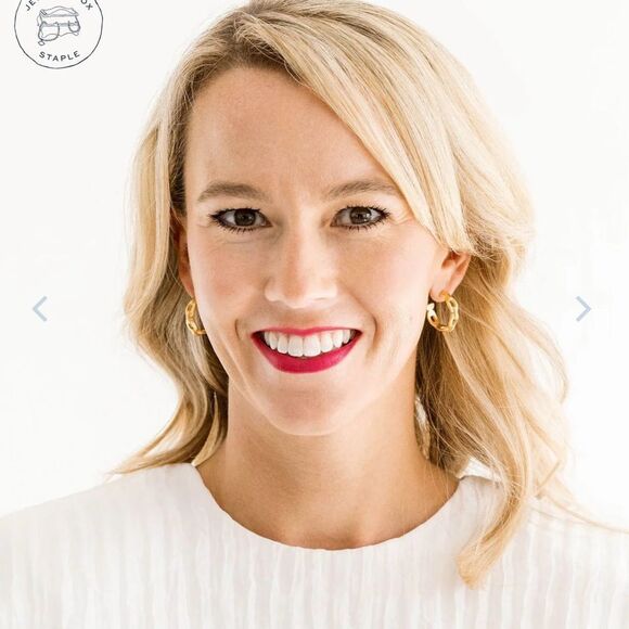 Mini Gold Hoop Earrings SUSAN SHAW - Picture 4 of 6